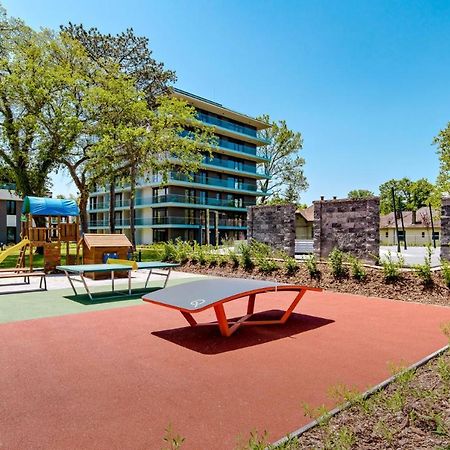 Bonnie-Premium Lelle Waterfront Private Apartment バラトンレッレ エクステリア 写真